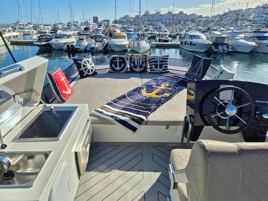 Cobra Maestro 42 “Banús Sky&Sea”