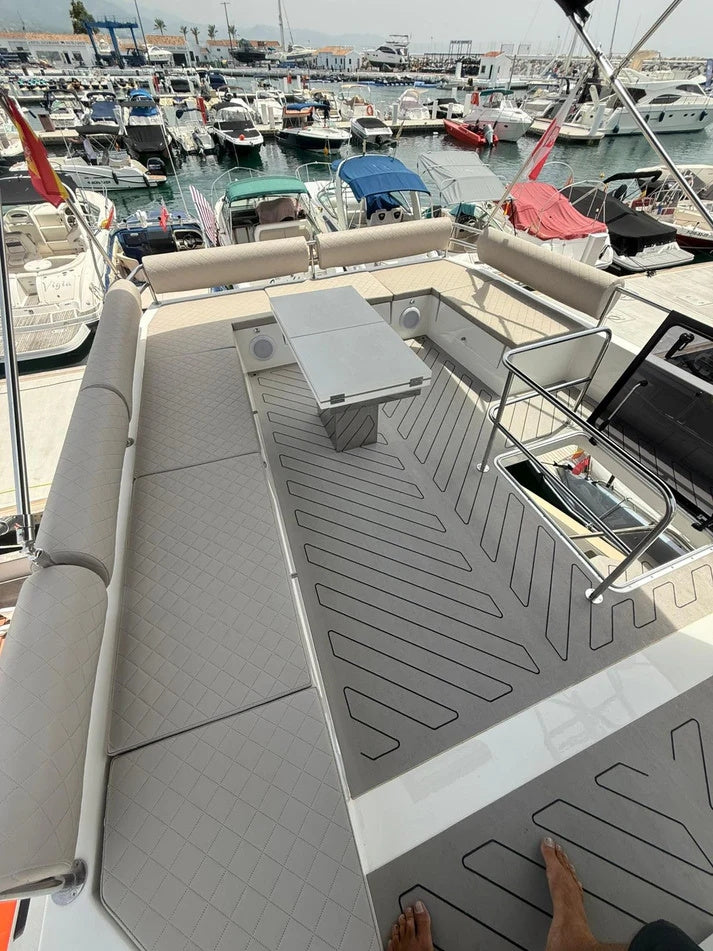 Cobra Maestro 42 “Banús Sky&Sea”