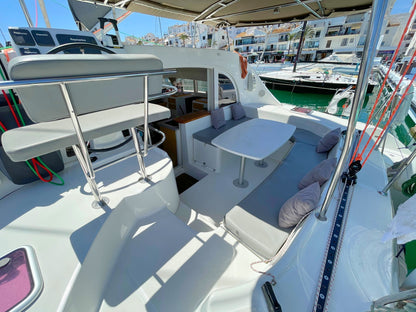 Catamaran Lagoon 380 “Daria”